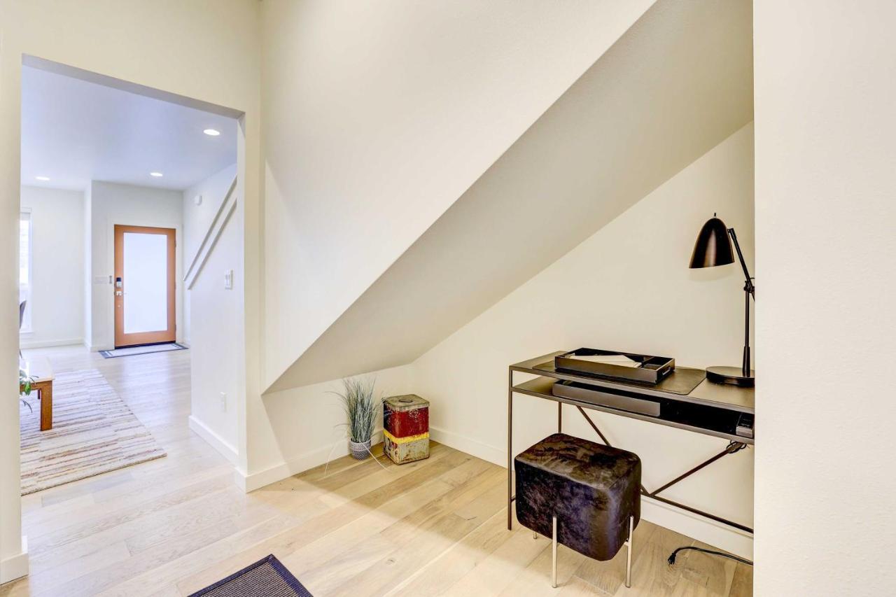 Beautiful Townhome - Steps To Downtown Boise! エクステリア 写真